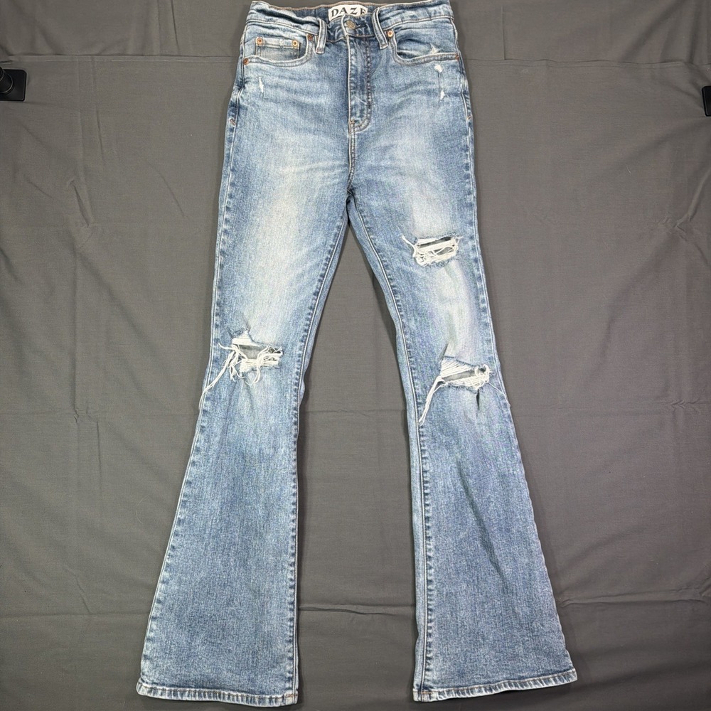 Women's Daze High Waisted Flare Stretch Distressed Jeans Size 25 (27X30.5)